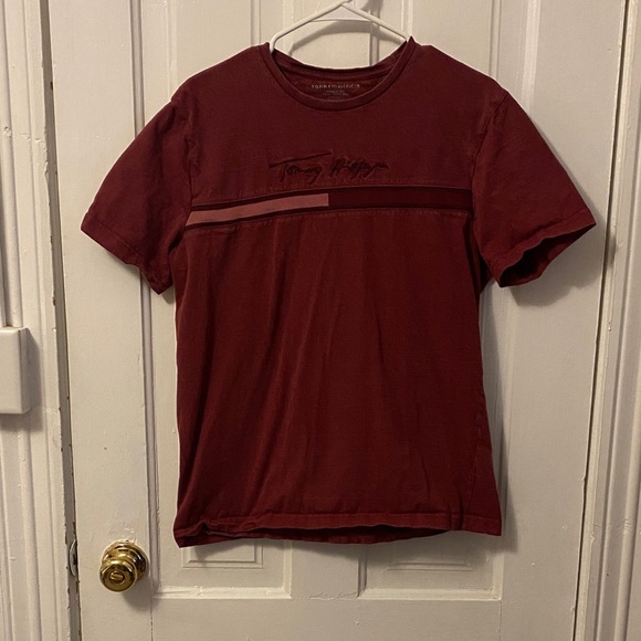 Tommy Hilfiger Tops - Y2K Vintage Embroidered Tommy Hilfiger Women's Burgundy Short Sleeve Tee